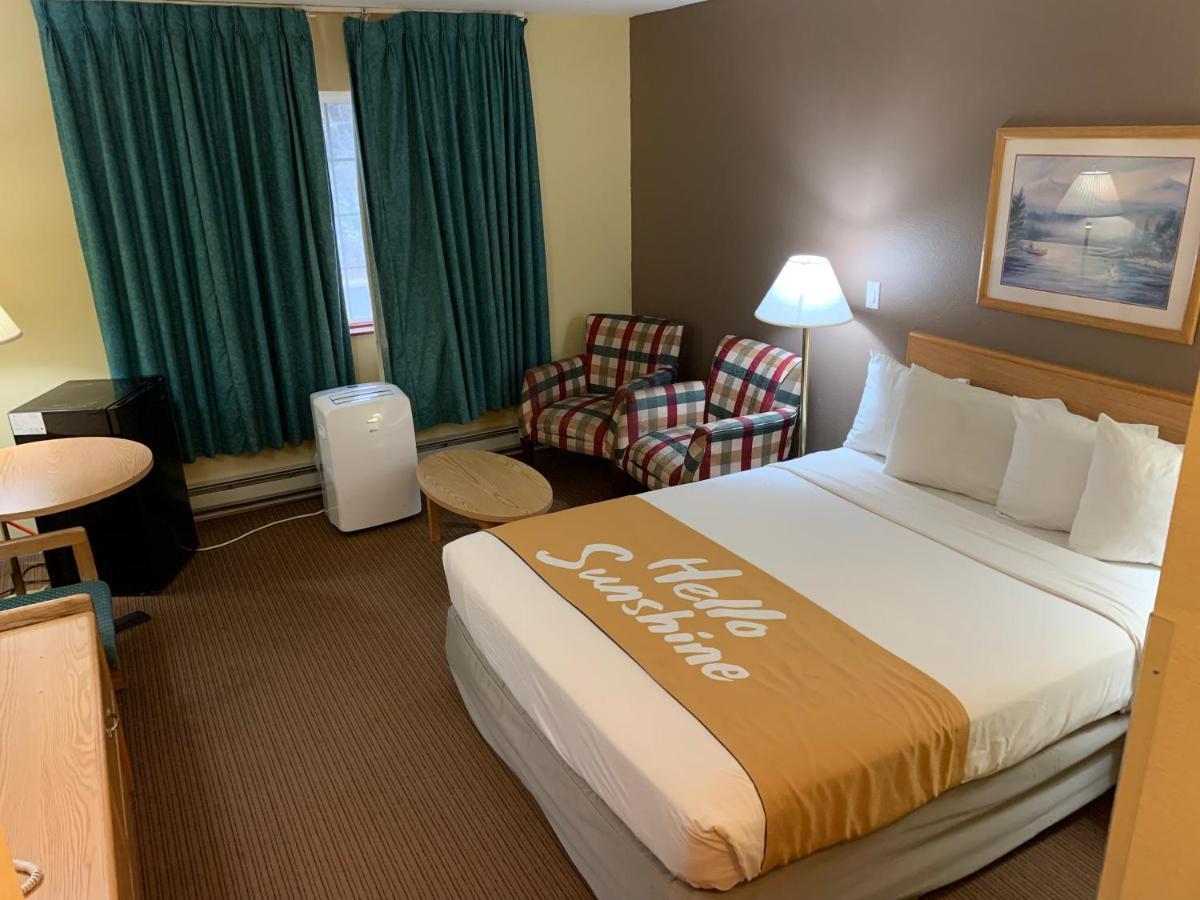 Days Inn By Wyndham Ocean Shores Esterno foto