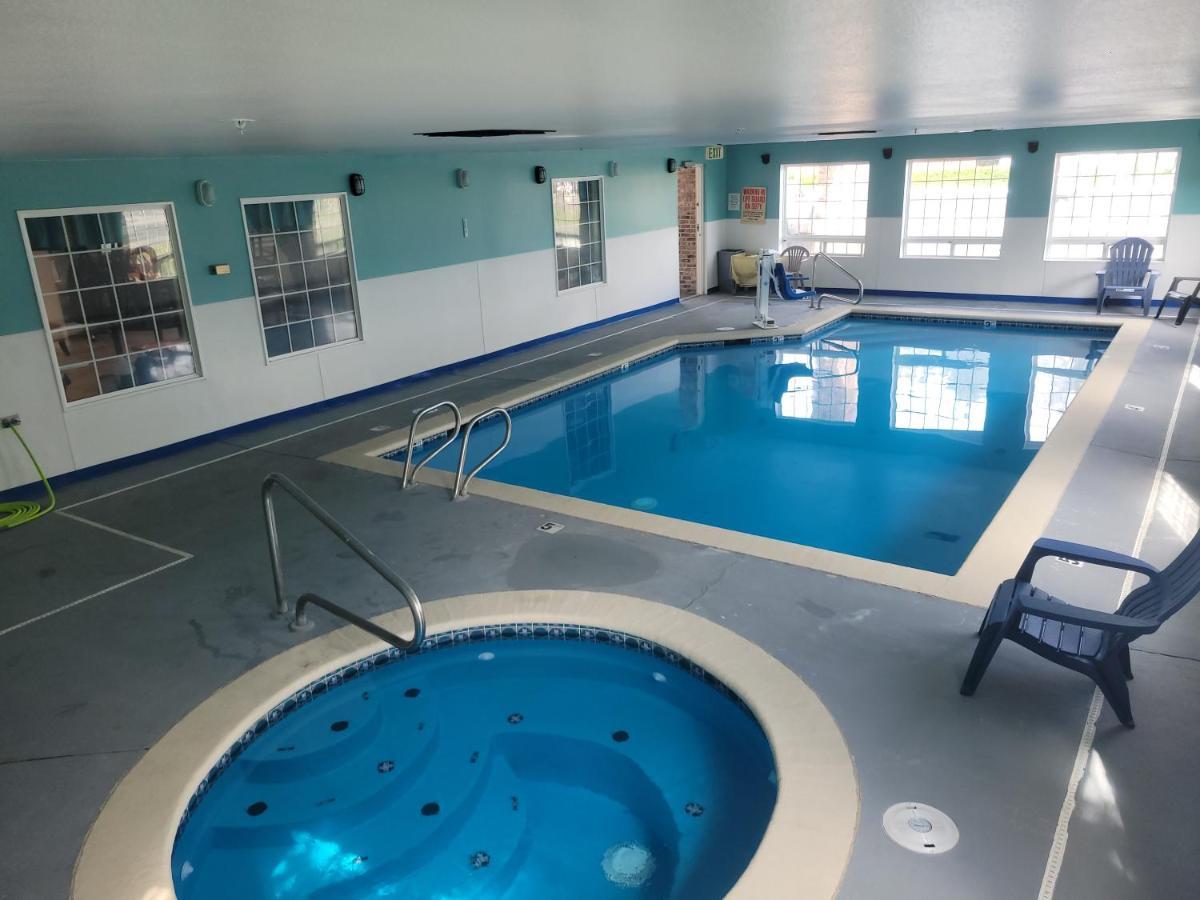 Days Inn By Wyndham Ocean Shores Esterno foto
