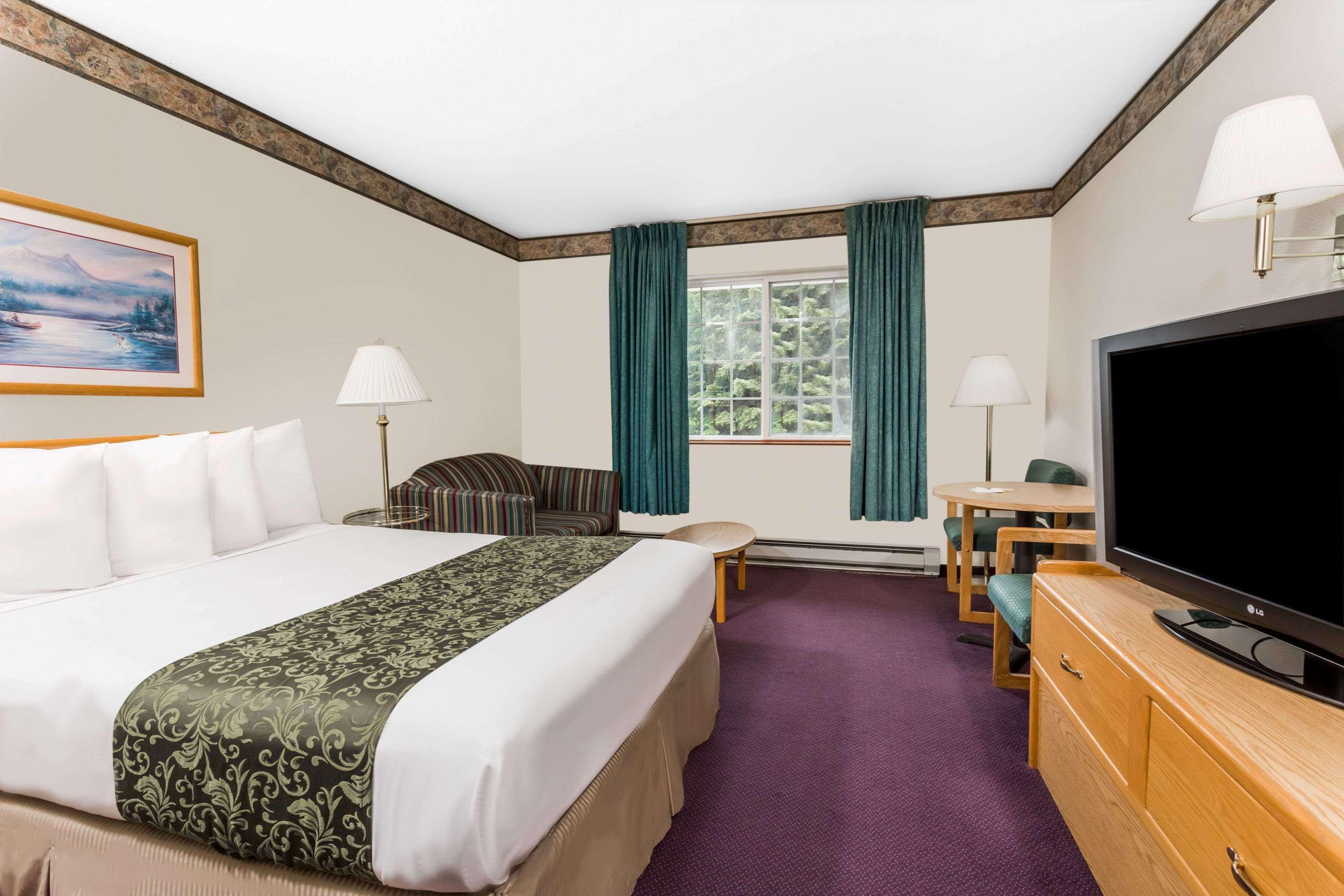 Days Inn By Wyndham Ocean Shores Esterno foto
